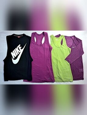 4 Size Small Nike Women’s Tops